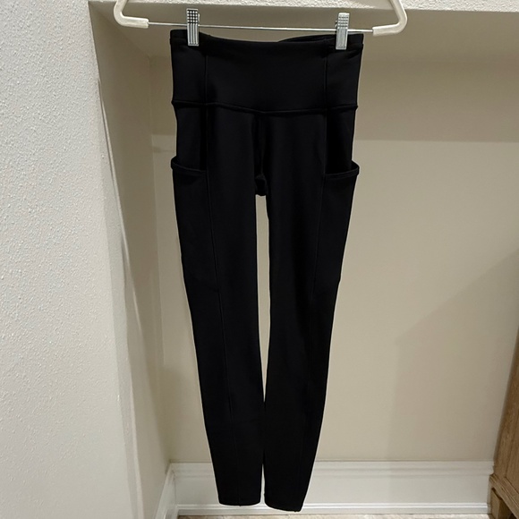 Fast and Free High-Rise Thermal Legging 28” 5 Pocket Black (Size 4) - Picture 3 of 8